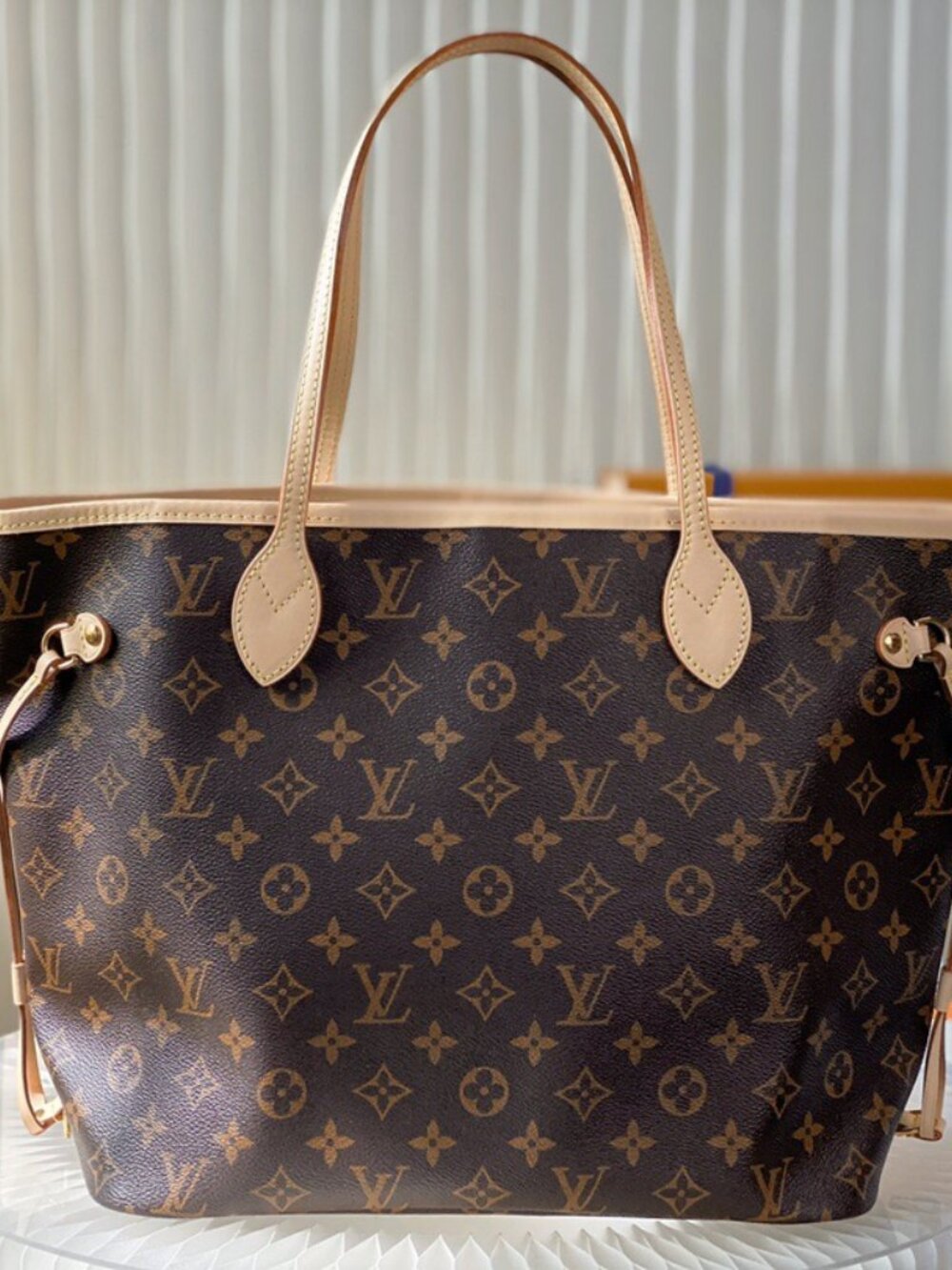 🌸 Louis Vuitton Neverfull MM Monogram Beige - Picture 4 of 10
